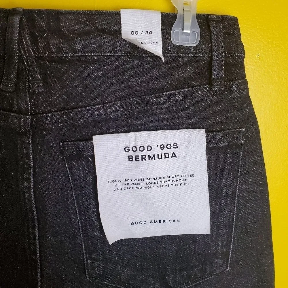 NWT Good American Bermuda Shorts Size 00/24